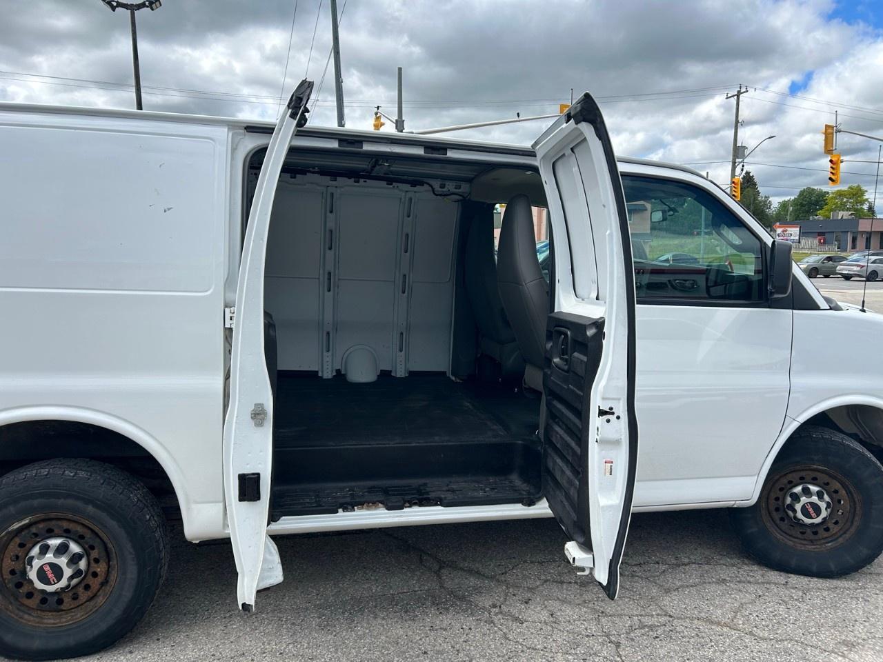 2020 GMC Savana Cargo Van 2500 Regular Wheelbase Rear-Wheel Drive Photo