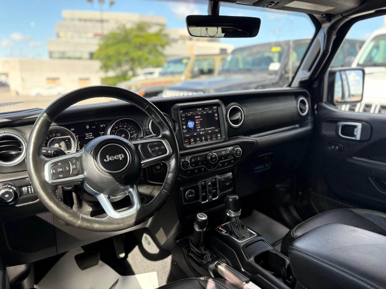 2021 Jeep WRANGLER UNLIMITED Sahara 4dr 4x4 Photo