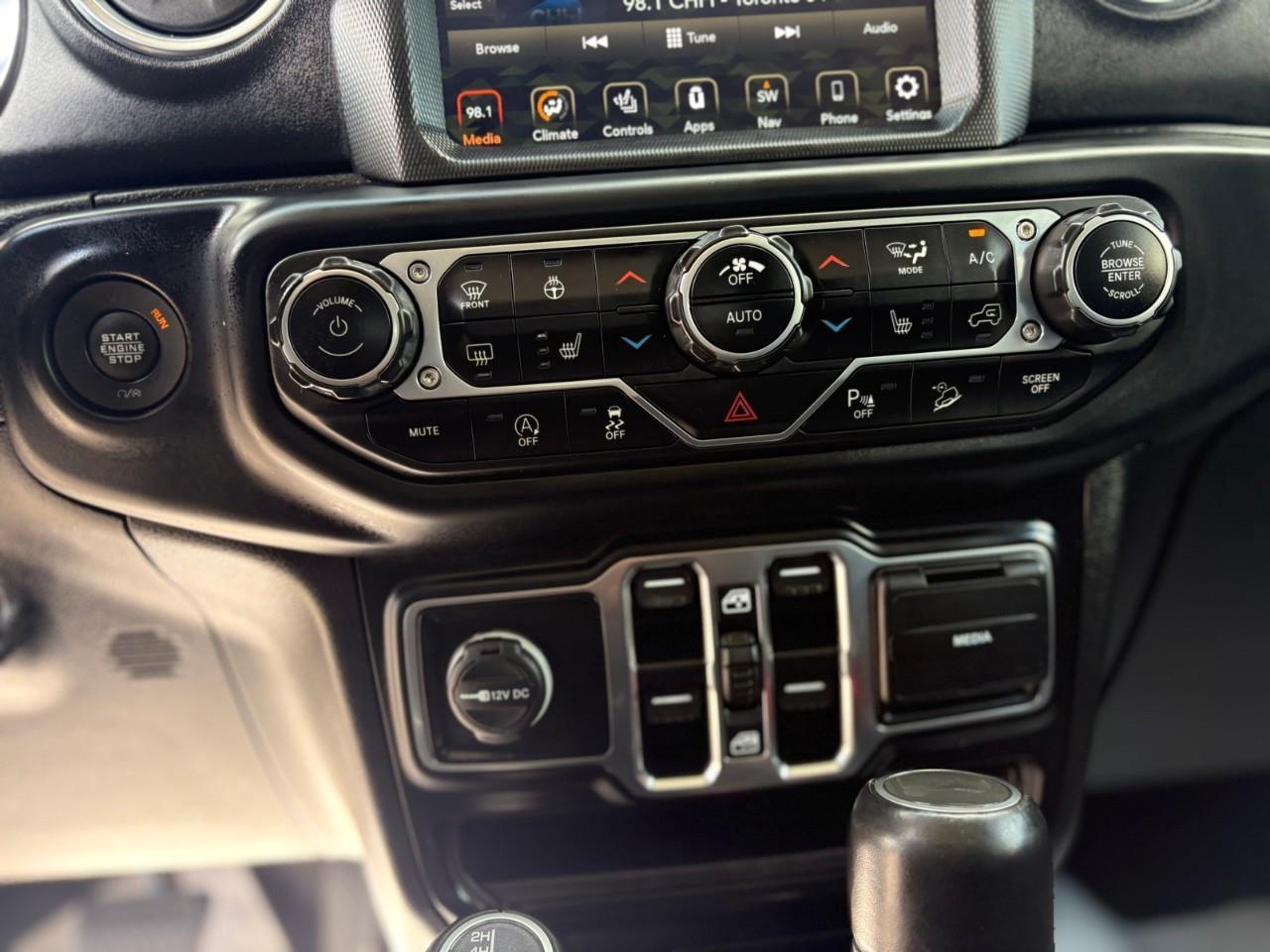 2021 Jeep WRANGLER UNLIMITED Sahara 4dr 4x4 Photo
