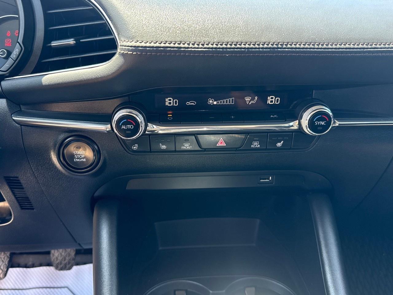 2019 Mazda MAZDA3 GS Manual FWD Photo