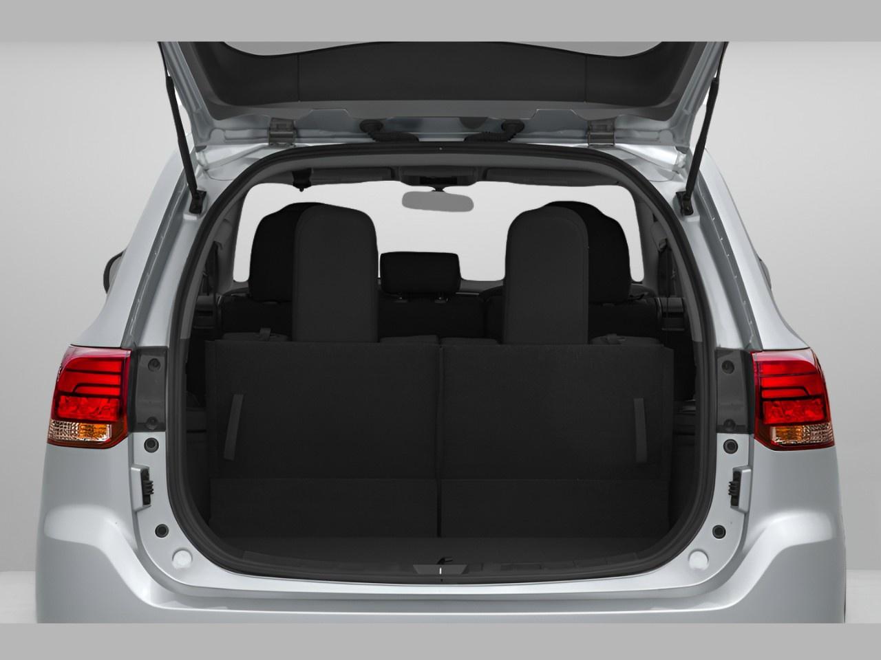 2020 Mitsubishi Outlander ES S-AWC Photo