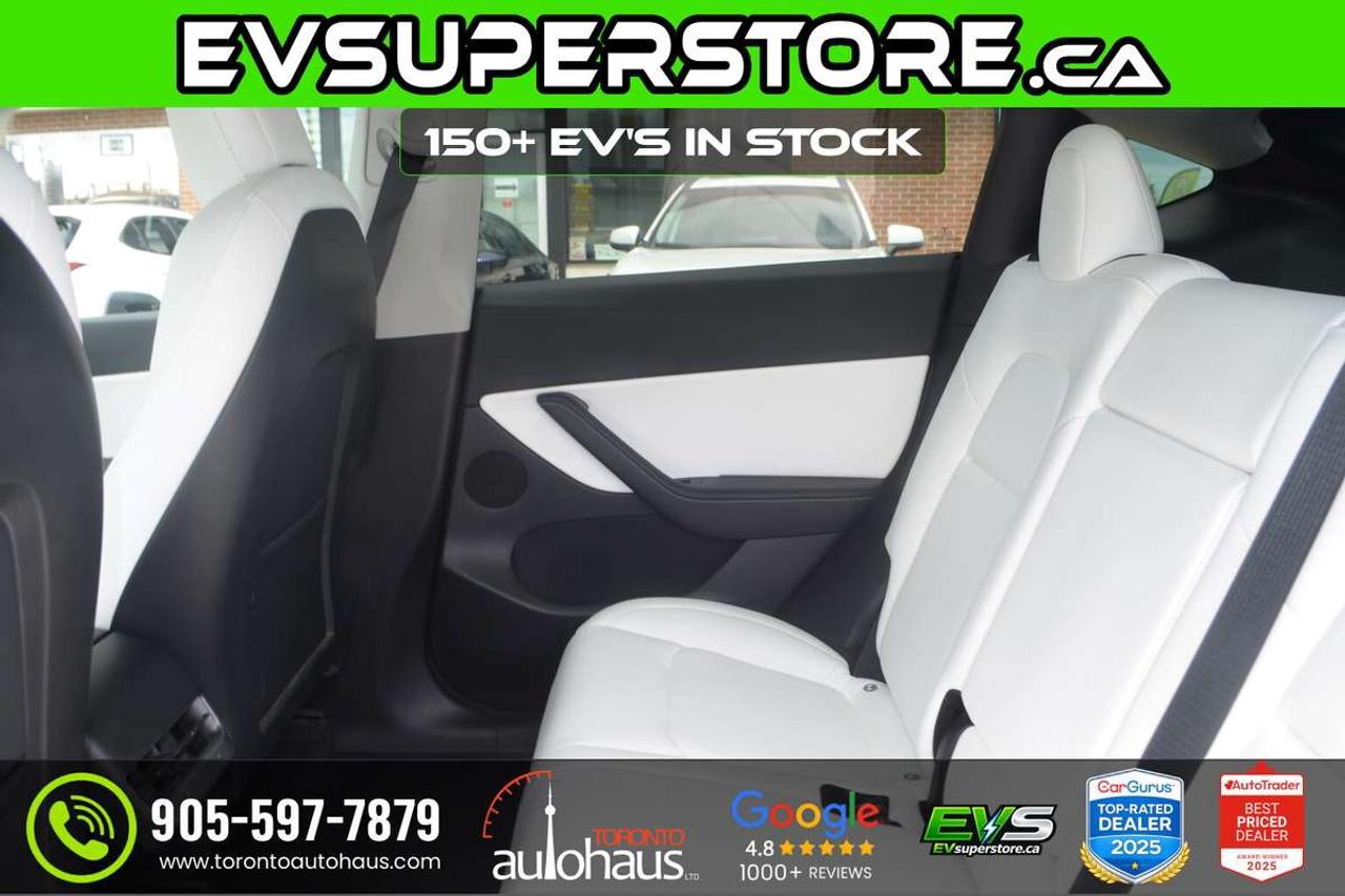 2022 Tesla Model Y PERFORMANCE I WHITE INT I  AT EVSUPERSTORE.CA Photo