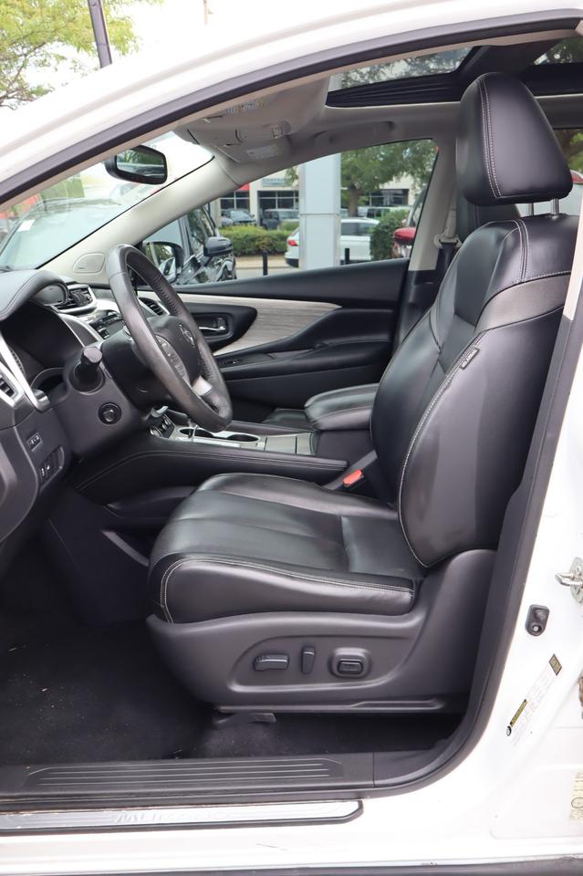 2017 Nissan Murano Platinum 4dr All-wheel Drive Photo