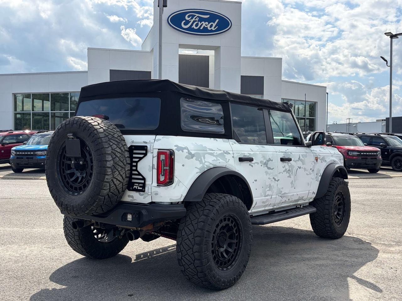 2022 Ford Bronco  Photo