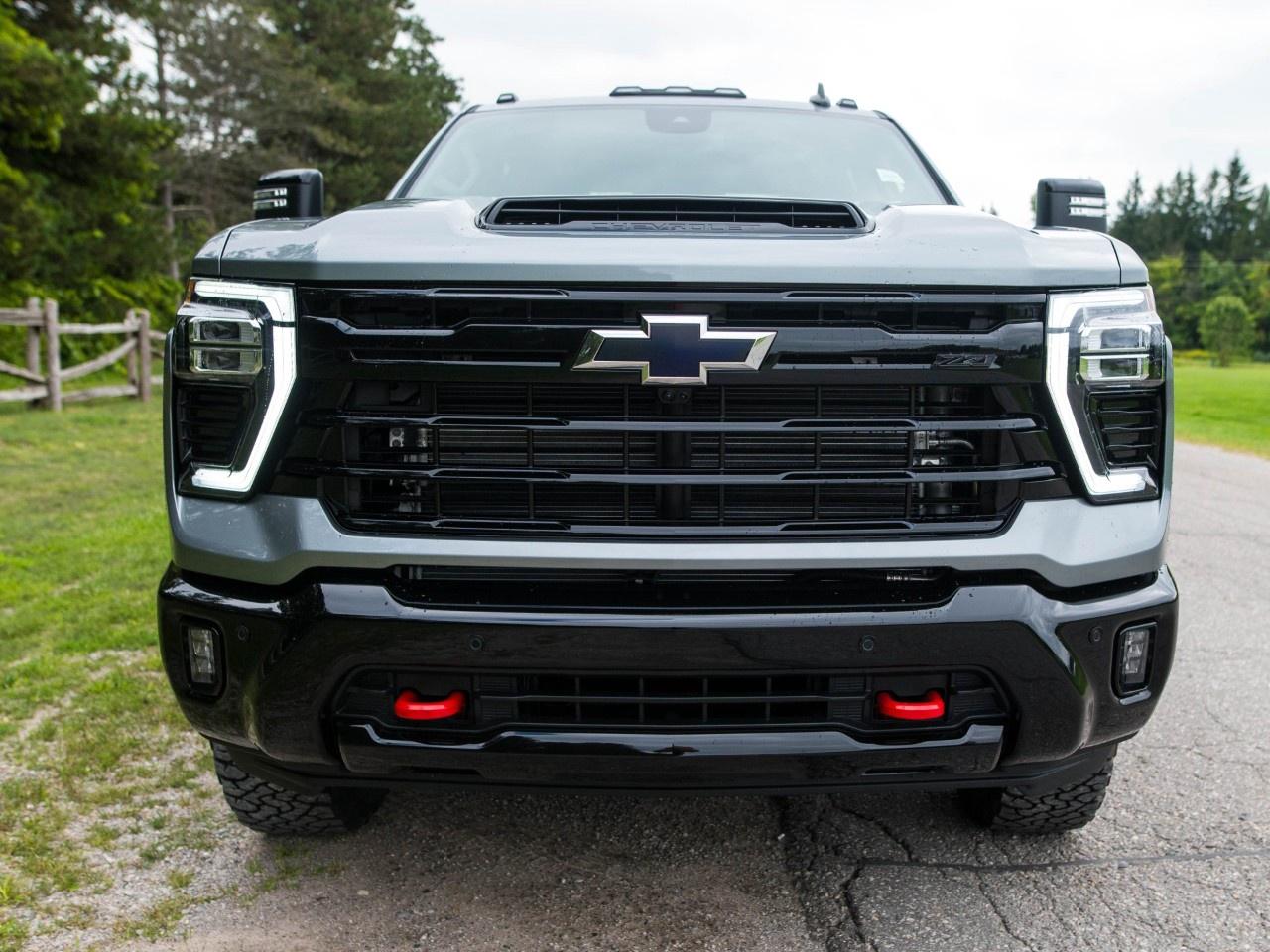 2026 Chevrolet SILVERADO 2500HD 4WD Crew Cab Standard Box LT Photo