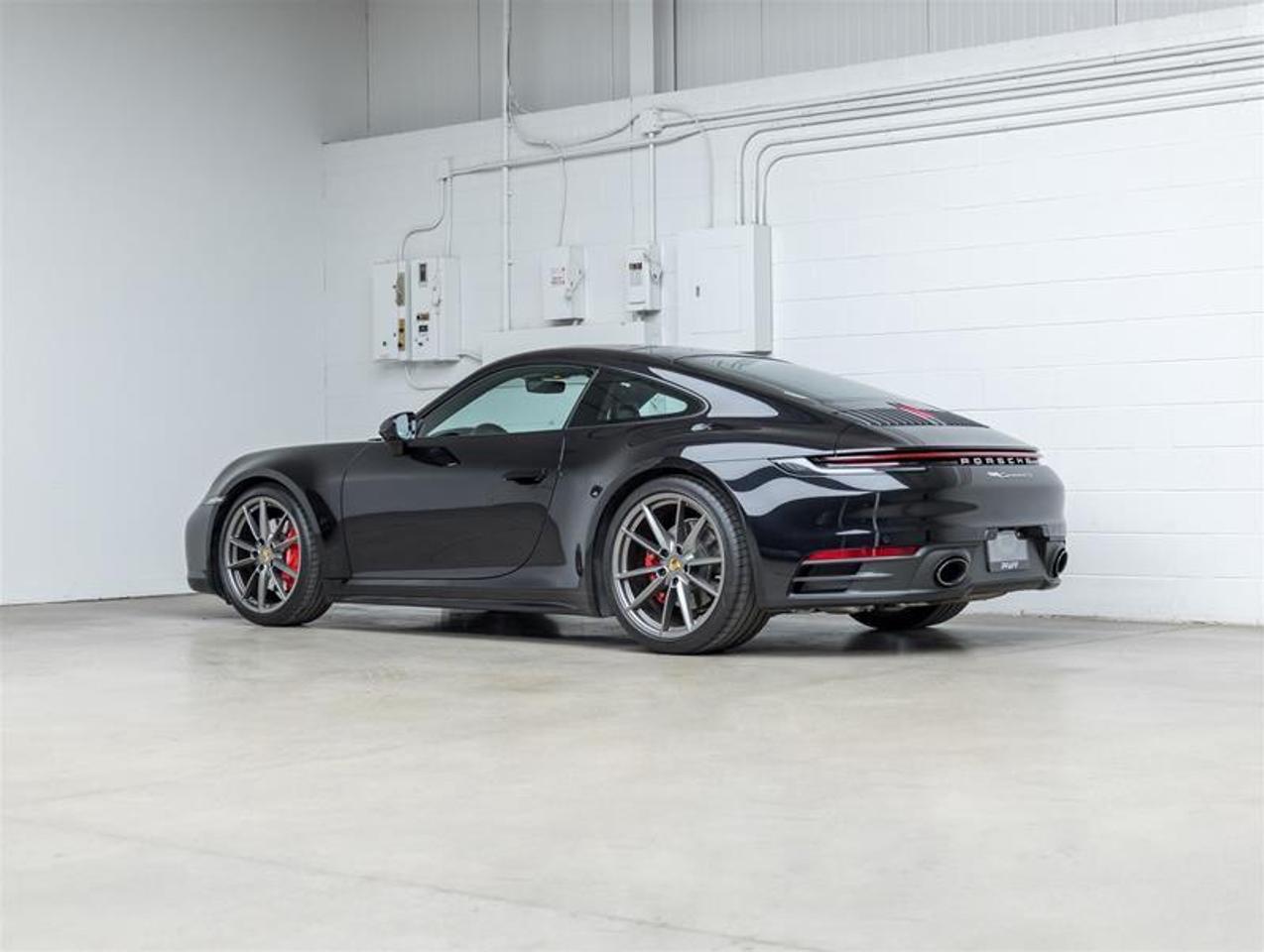 2020 Porsche 911  Photo
