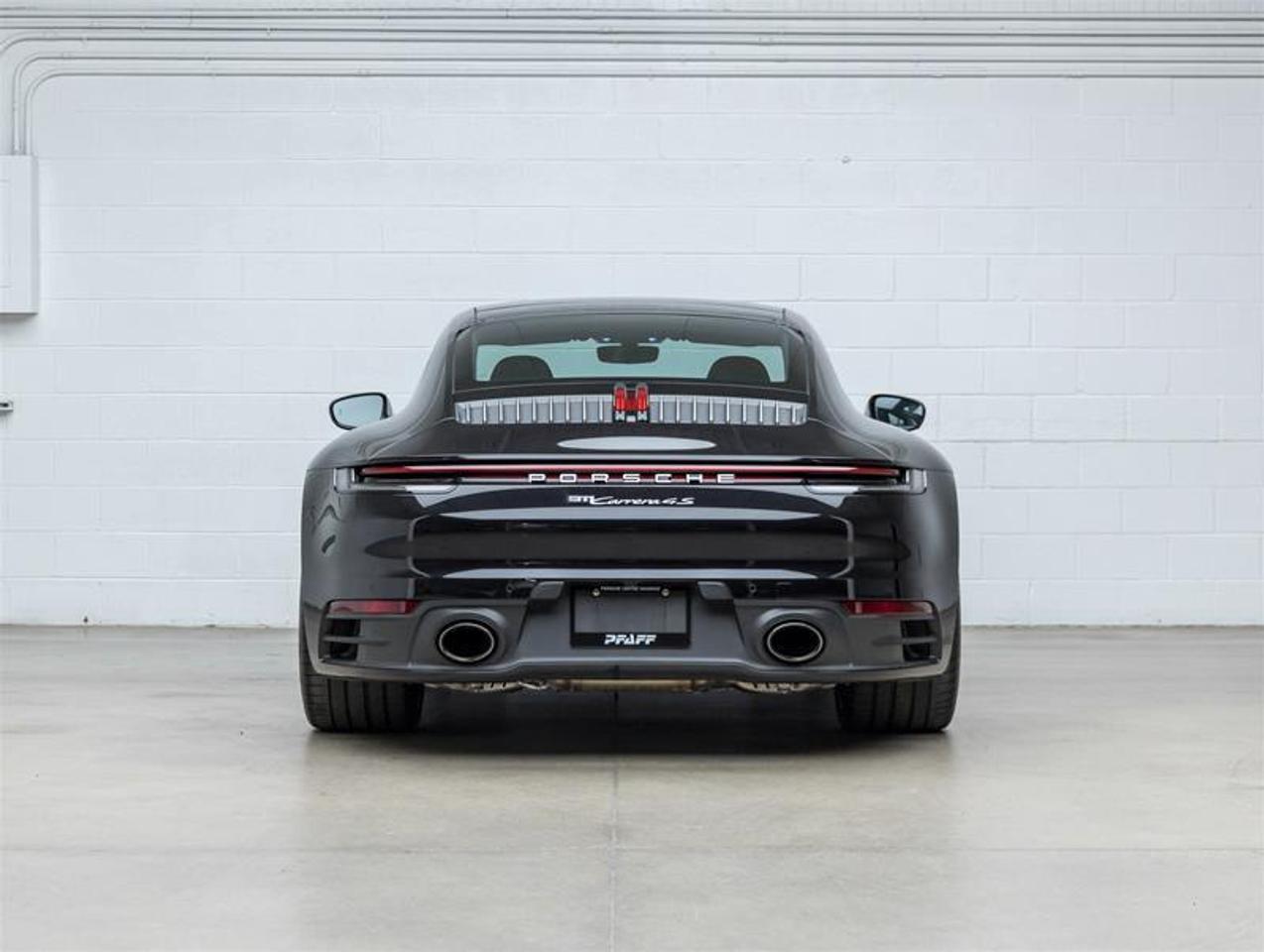 2020 Porsche 911  Photo