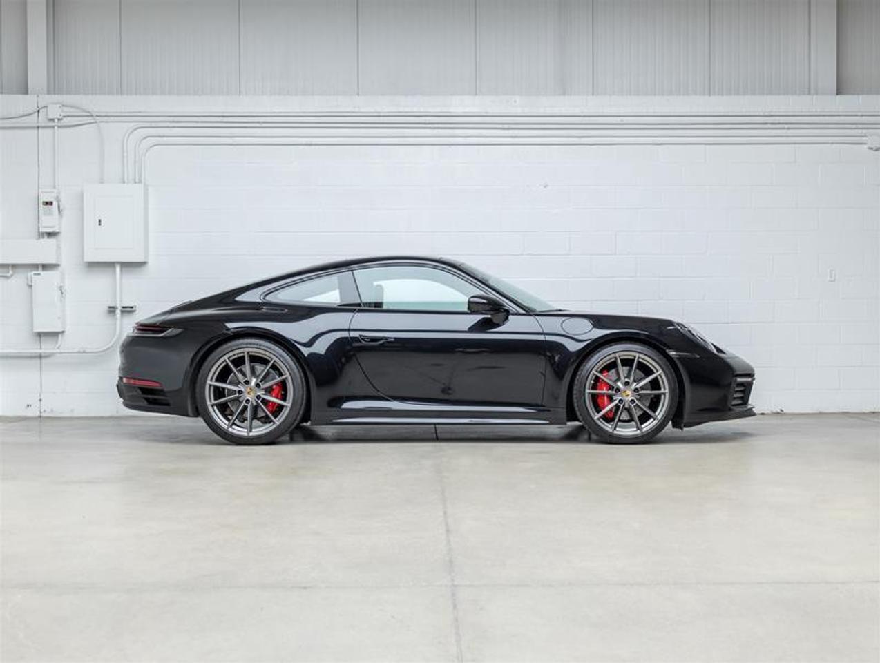 2020 Porsche 911  Photo