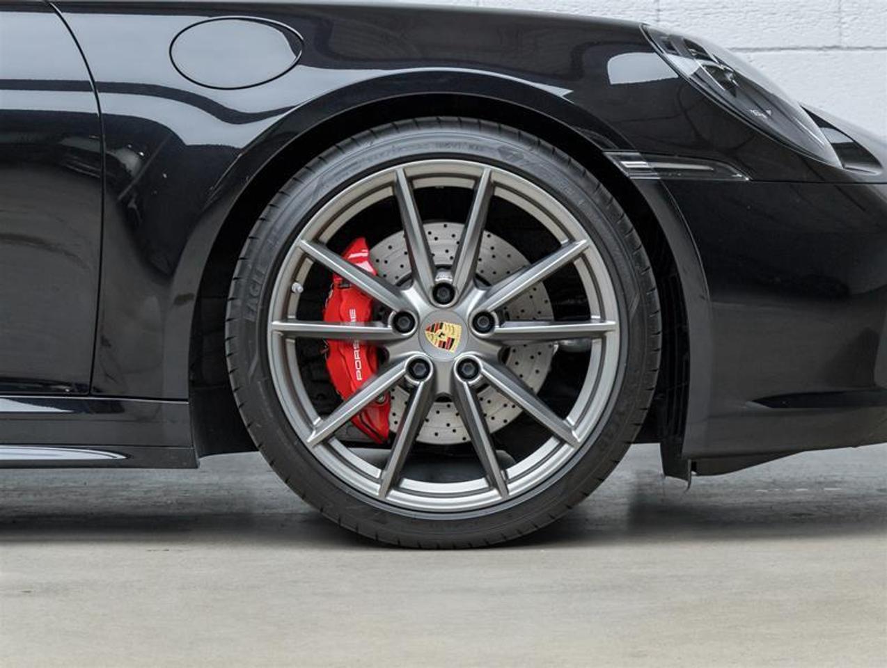 2020 Porsche 911  Photo