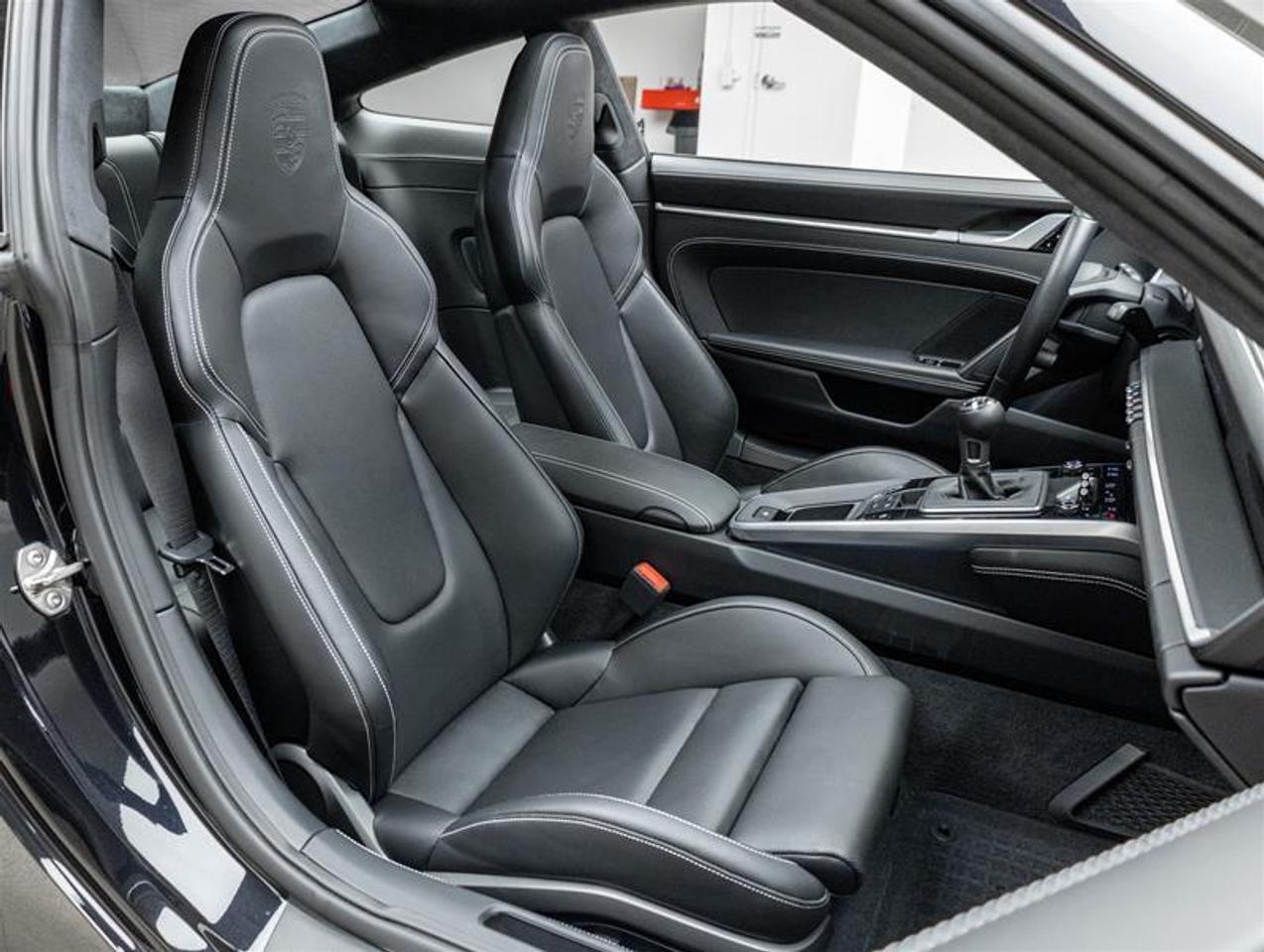 2020 Porsche 911  Photo