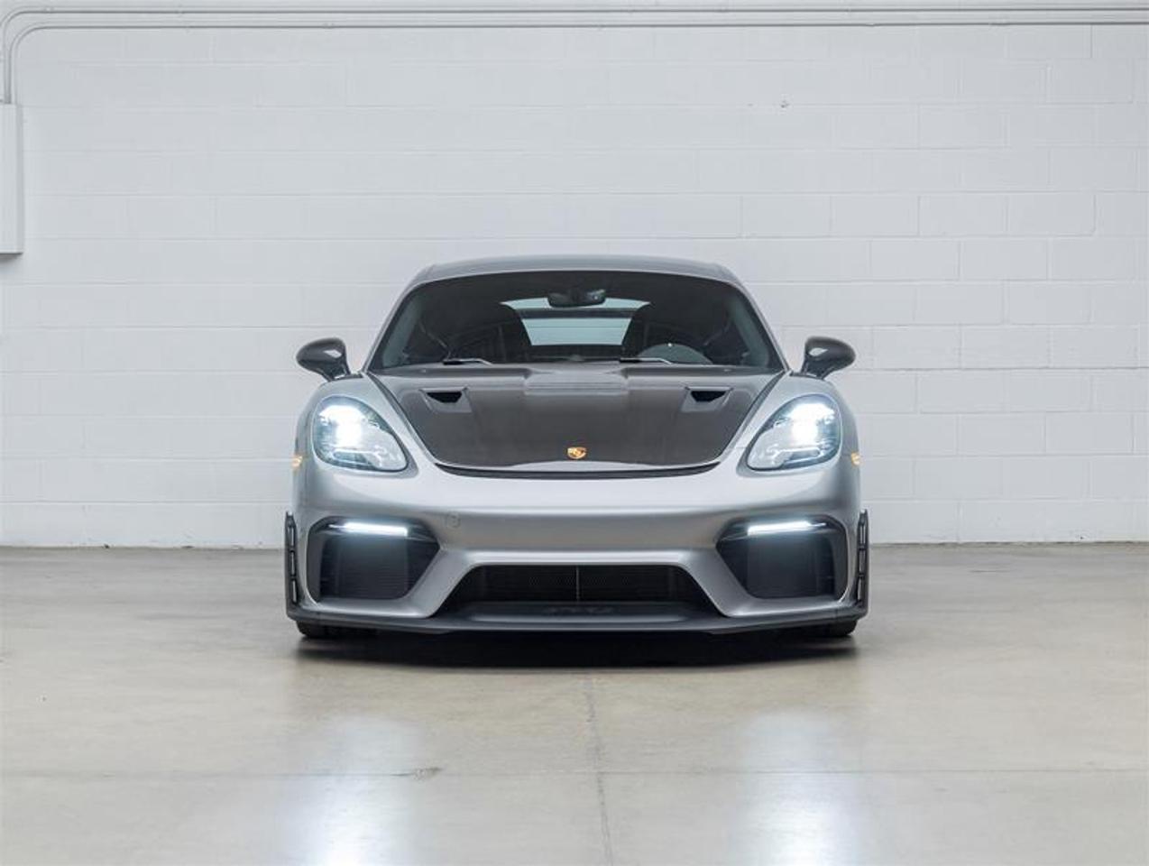 2025 Porsche 718 Cayman  Photo5