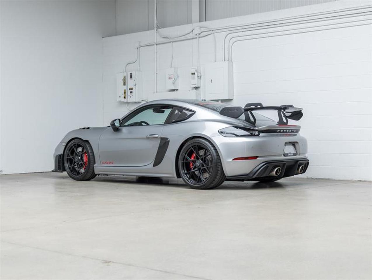 2025 Porsche 718 Cayman  Photo