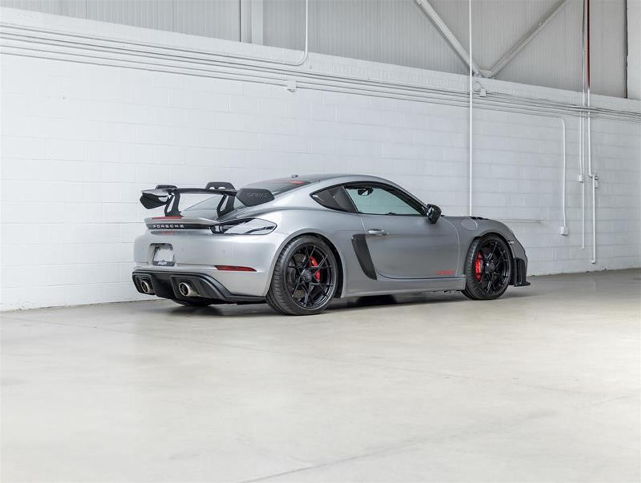 2025 Porsche 718 Cayman  Photo