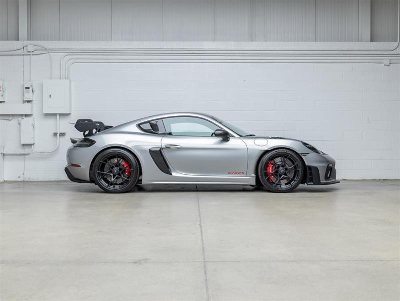 2025 Porsche 718 Cayman  Photo