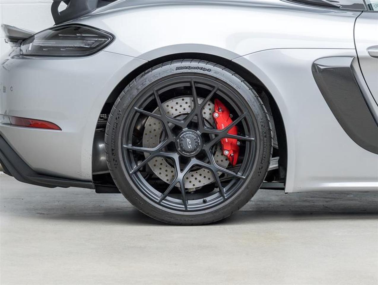 2025 Porsche 718 Cayman  Photo