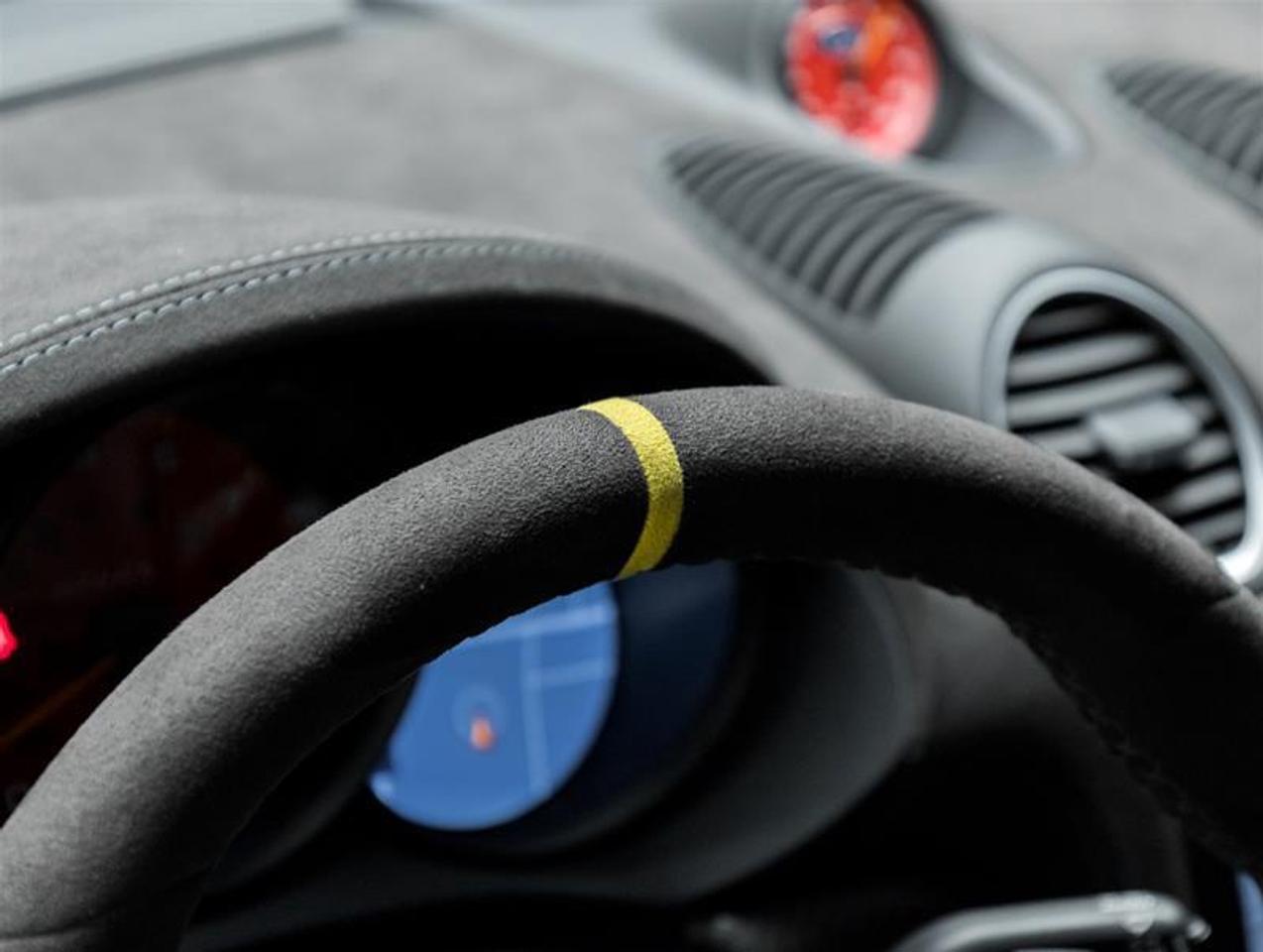 2025 Porsche 718 Cayman  Photo