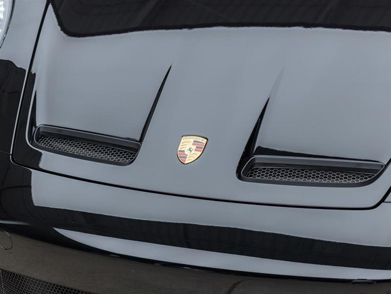 2025 Porsche 911  Photo