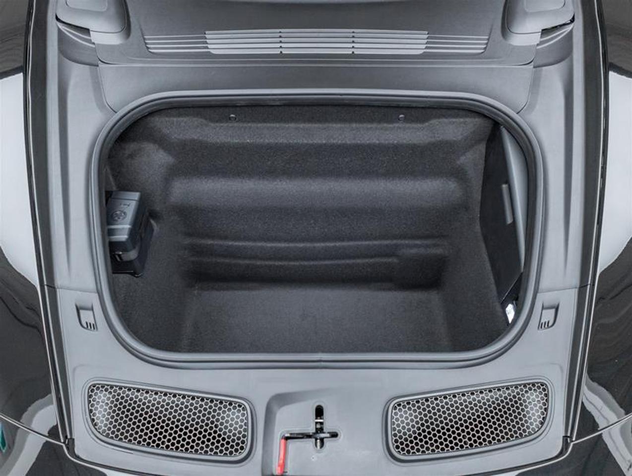 2025 Porsche 911  Photo