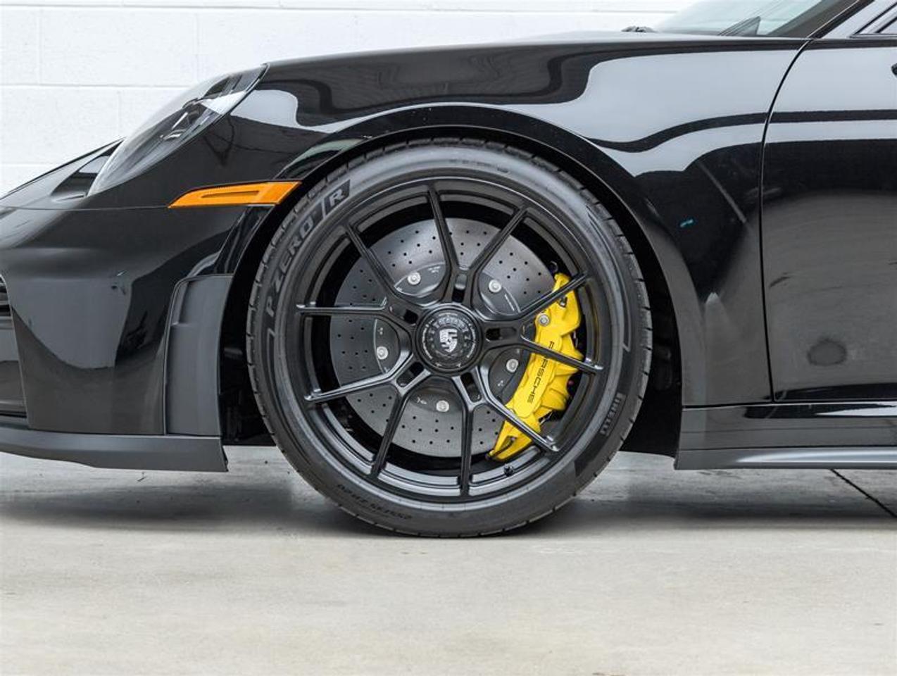 2025 Porsche 911  Photo