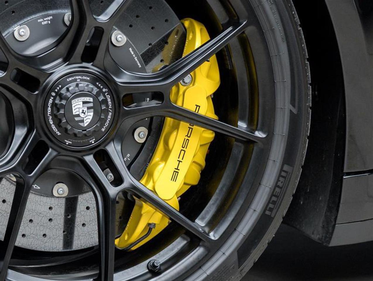2025 Porsche 911  Photo
