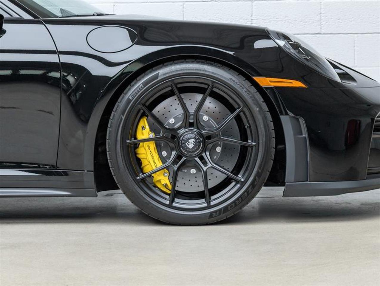 2025 Porsche 911  Photo