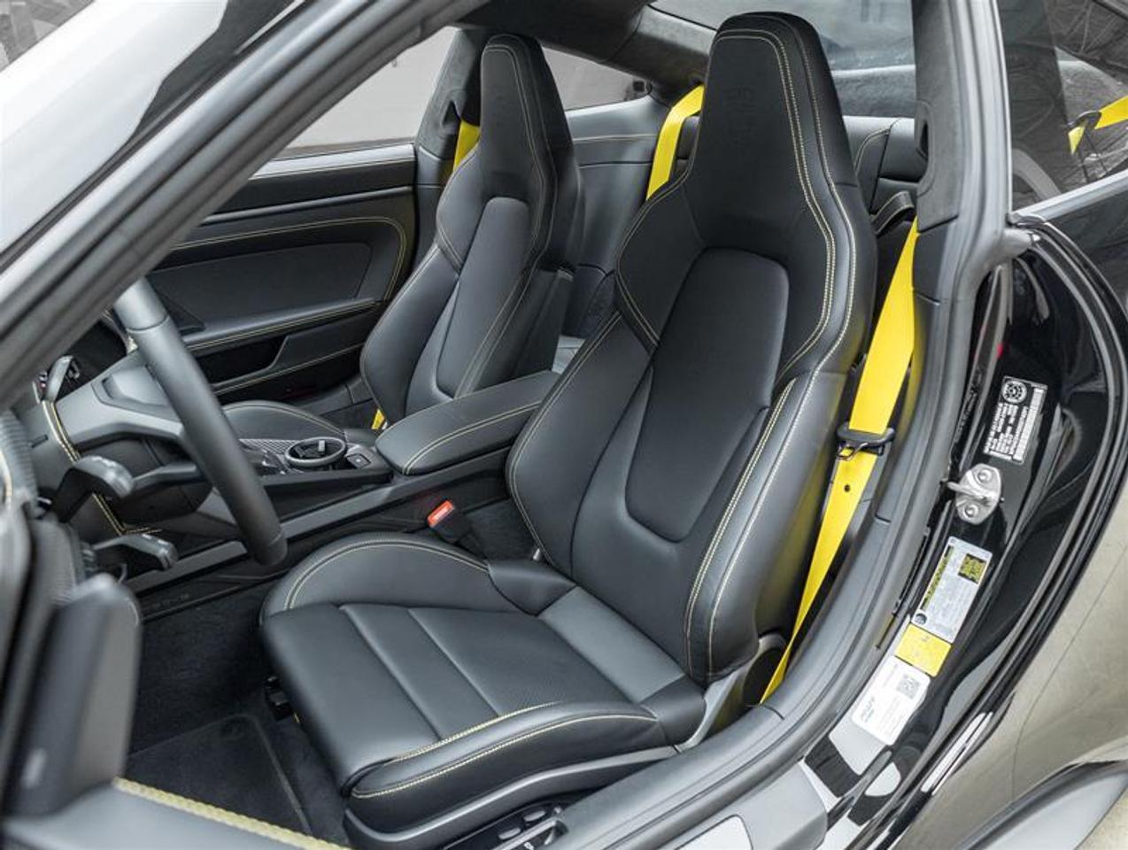 2025 Porsche 911  Photo