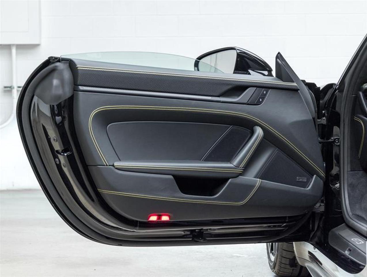 2025 Porsche 911  Photo
