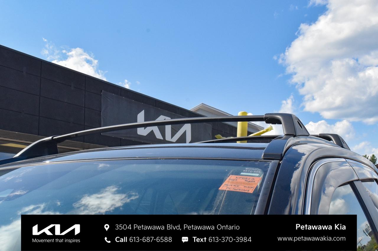 2023 Toyota RAV4 XLE 4dr All-wheel Drive Photo4