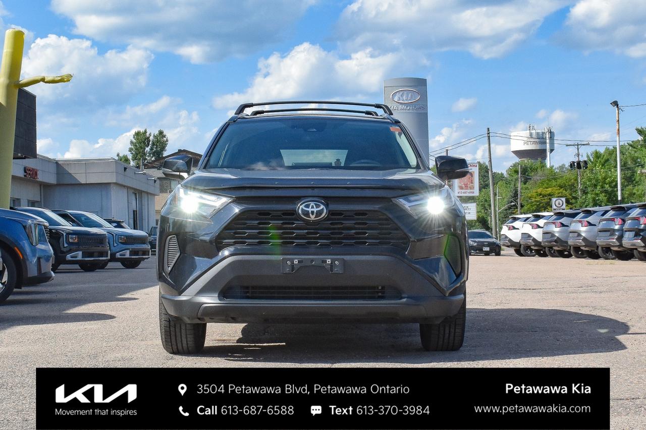 2023 Toyota RAV4 XLE 4dr All-wheel Drive Photo
