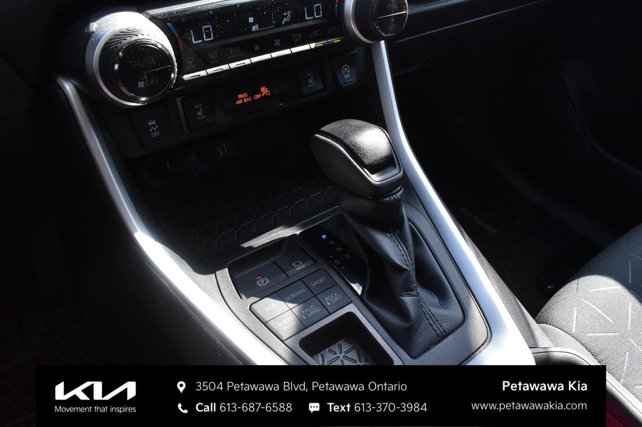 2023 Toyota RAV4 XLE 4dr All-wheel Drive Photo