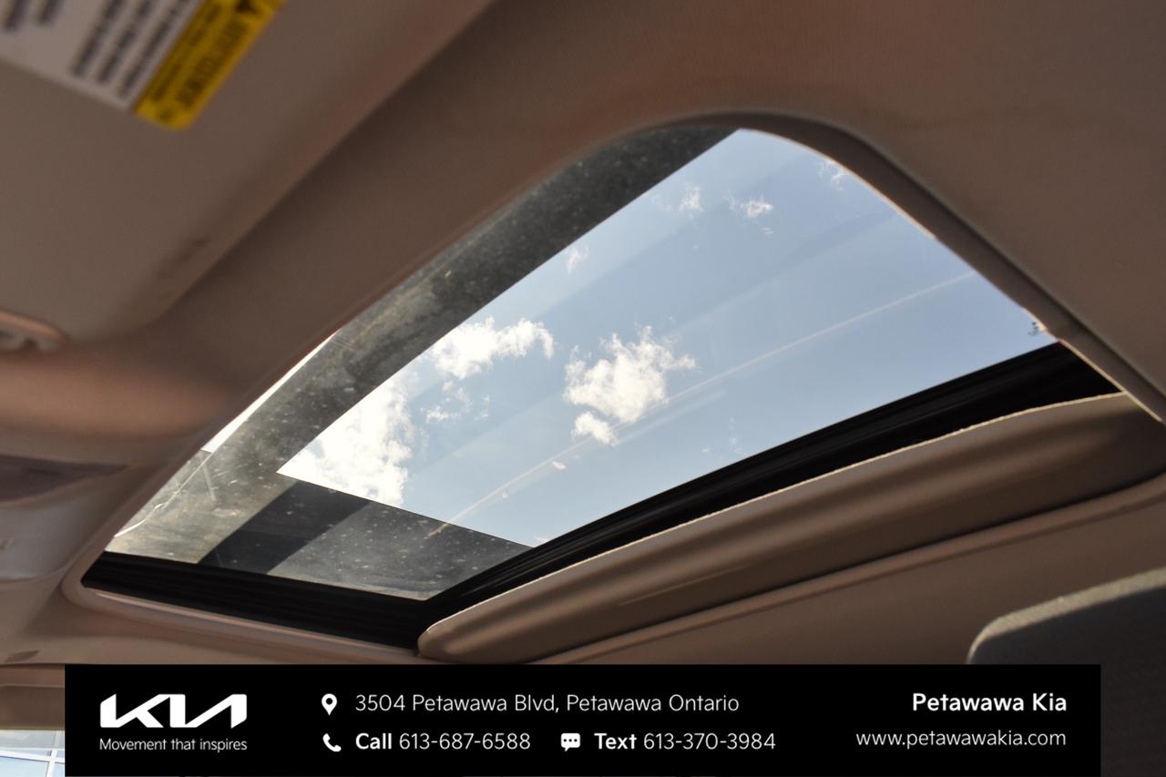 2023 Toyota RAV4 XLE 4dr All-wheel Drive Photo