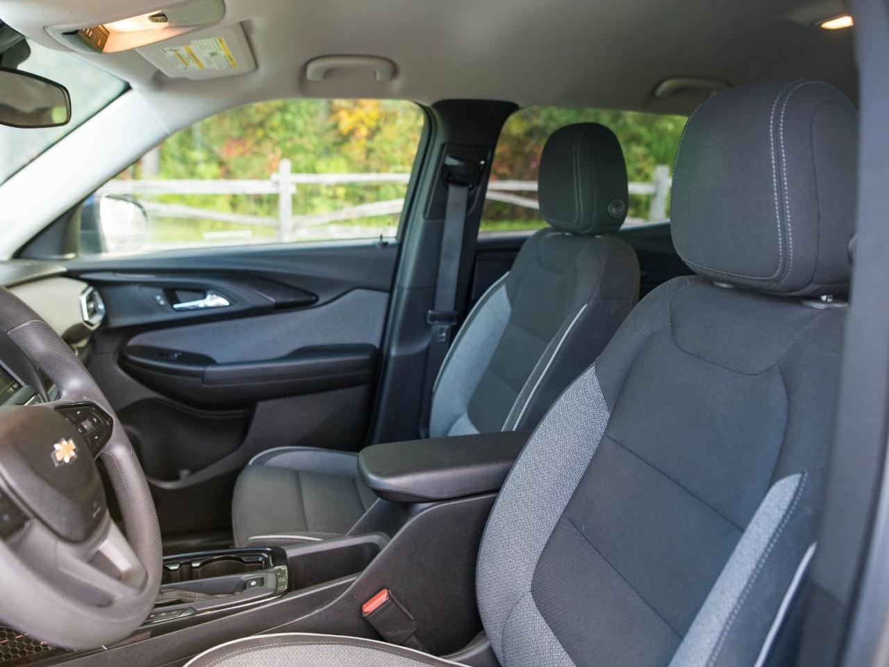 2021 Chevrolet TrailBlazer FWD 4dr LT Photo