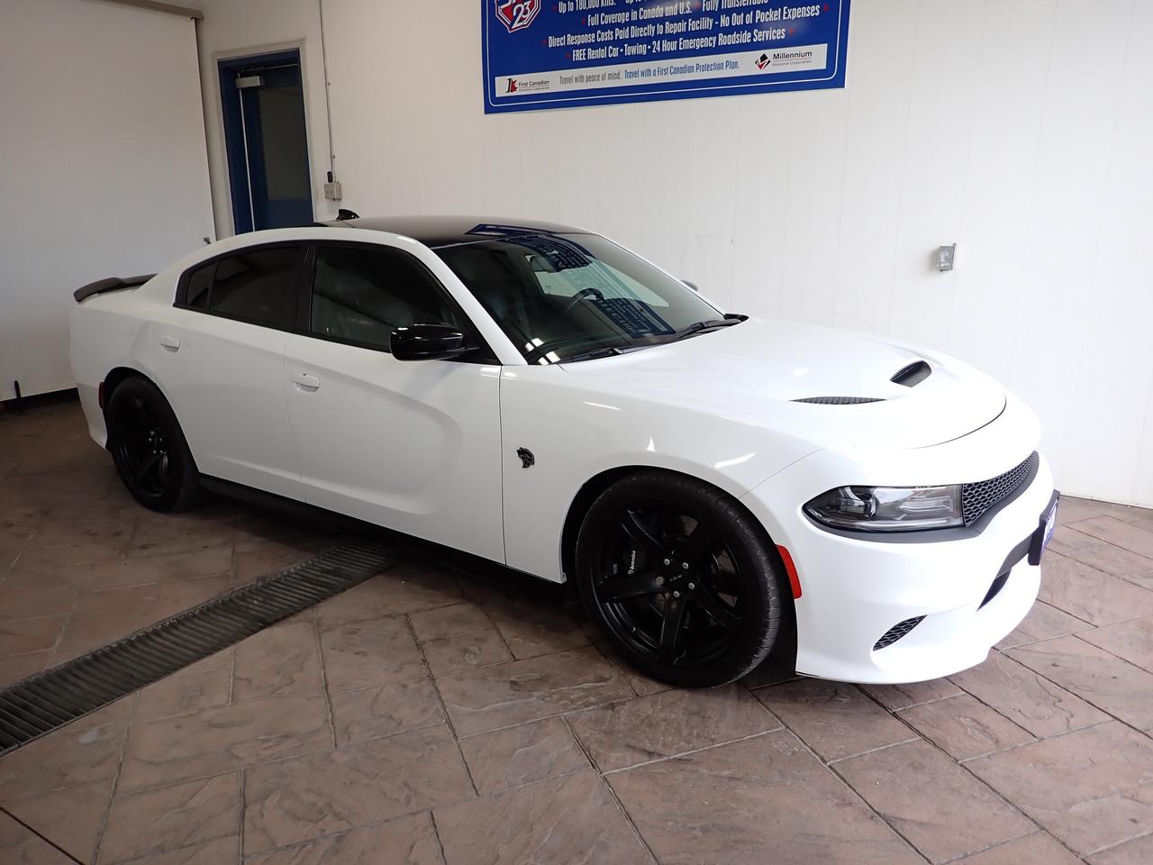 2018 Dodge Charger SRT Hellcat RWD LEATHER Photo0