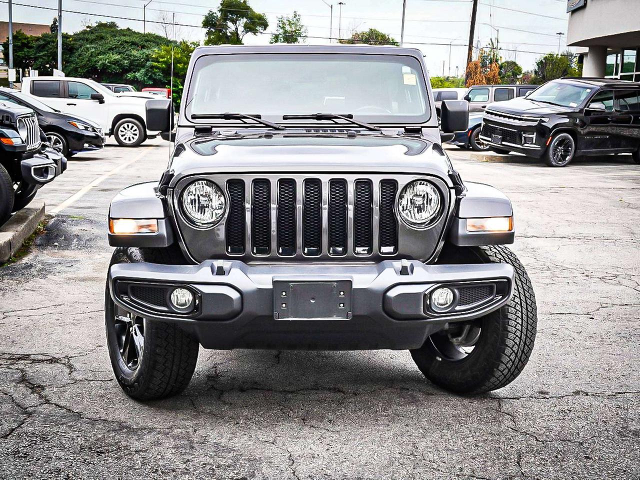 2021 Jeep Wrangler  Photo3