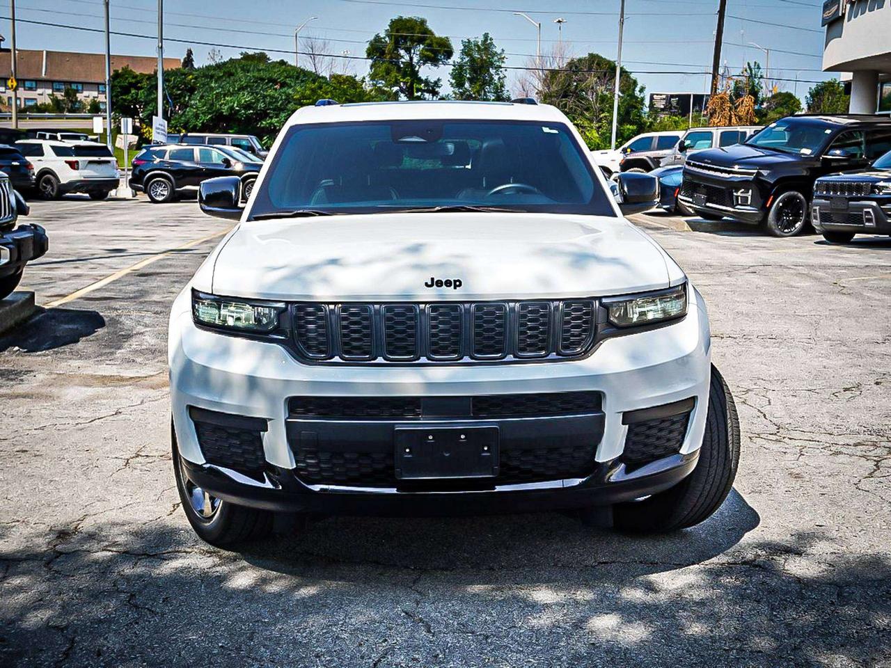 2022 Jeep Grand Cherokee  Photo