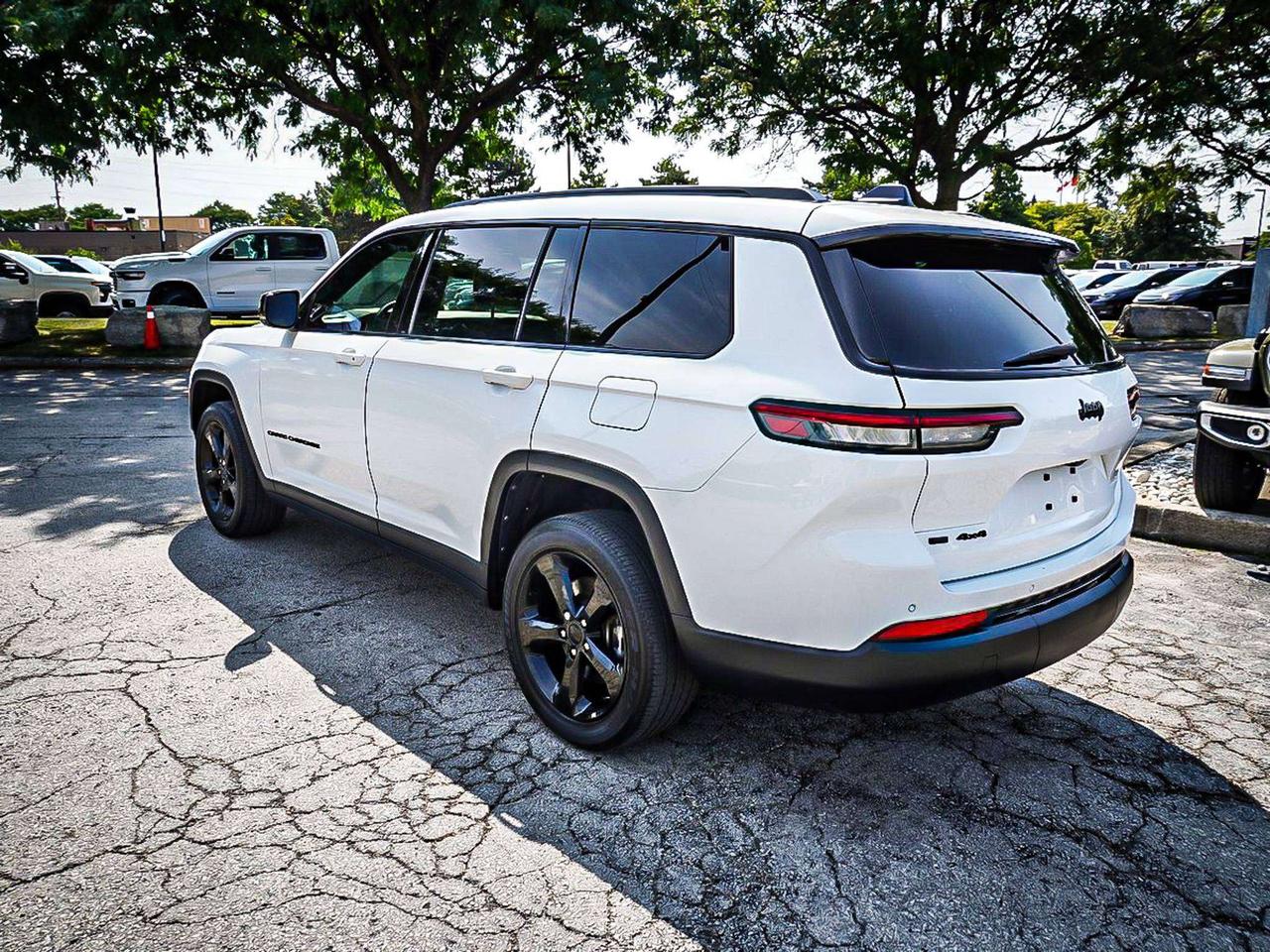 2022 Jeep Grand Cherokee  Photo