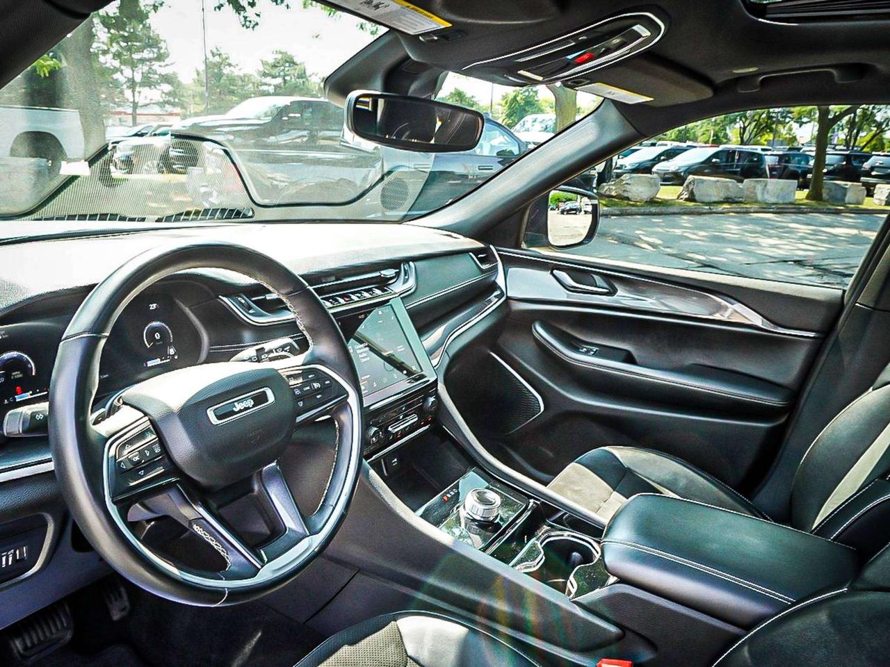 2022 Jeep Grand Cherokee  Photo