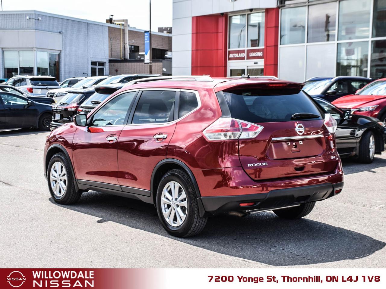 2016 Nissan Rogue SV (CVT) 4dr Front-Wheel Drive Photo