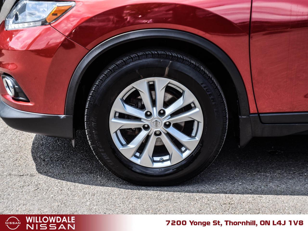 2016 Nissan Rogue SV (CVT) 4dr Front-Wheel Drive Photo