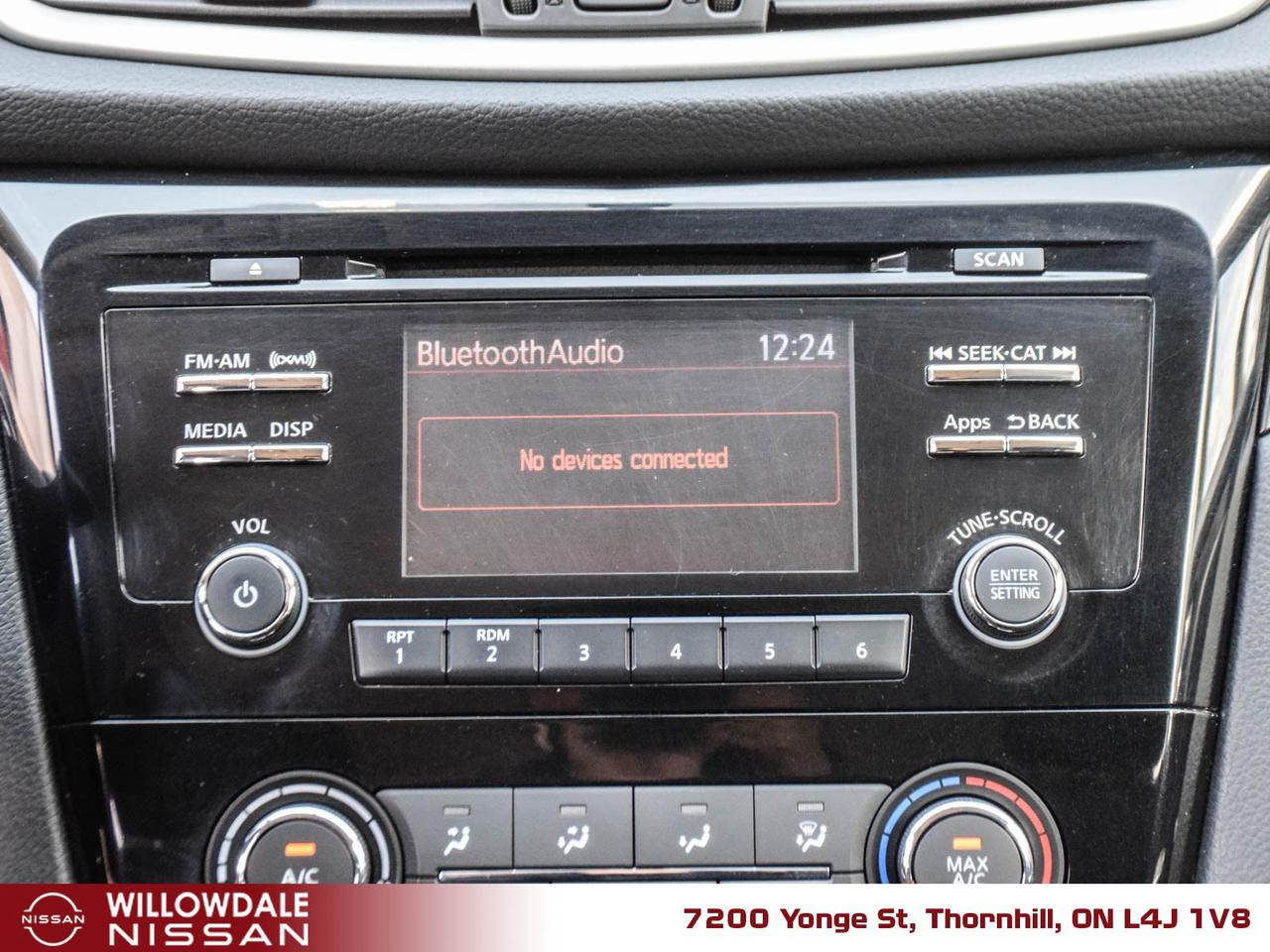 2016 Nissan Rogue SV (CVT) 4dr Front-Wheel Drive Photo