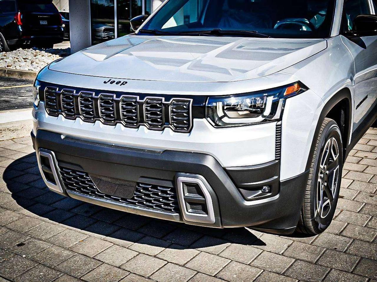 2026 Jeep Cherokee  Photo4