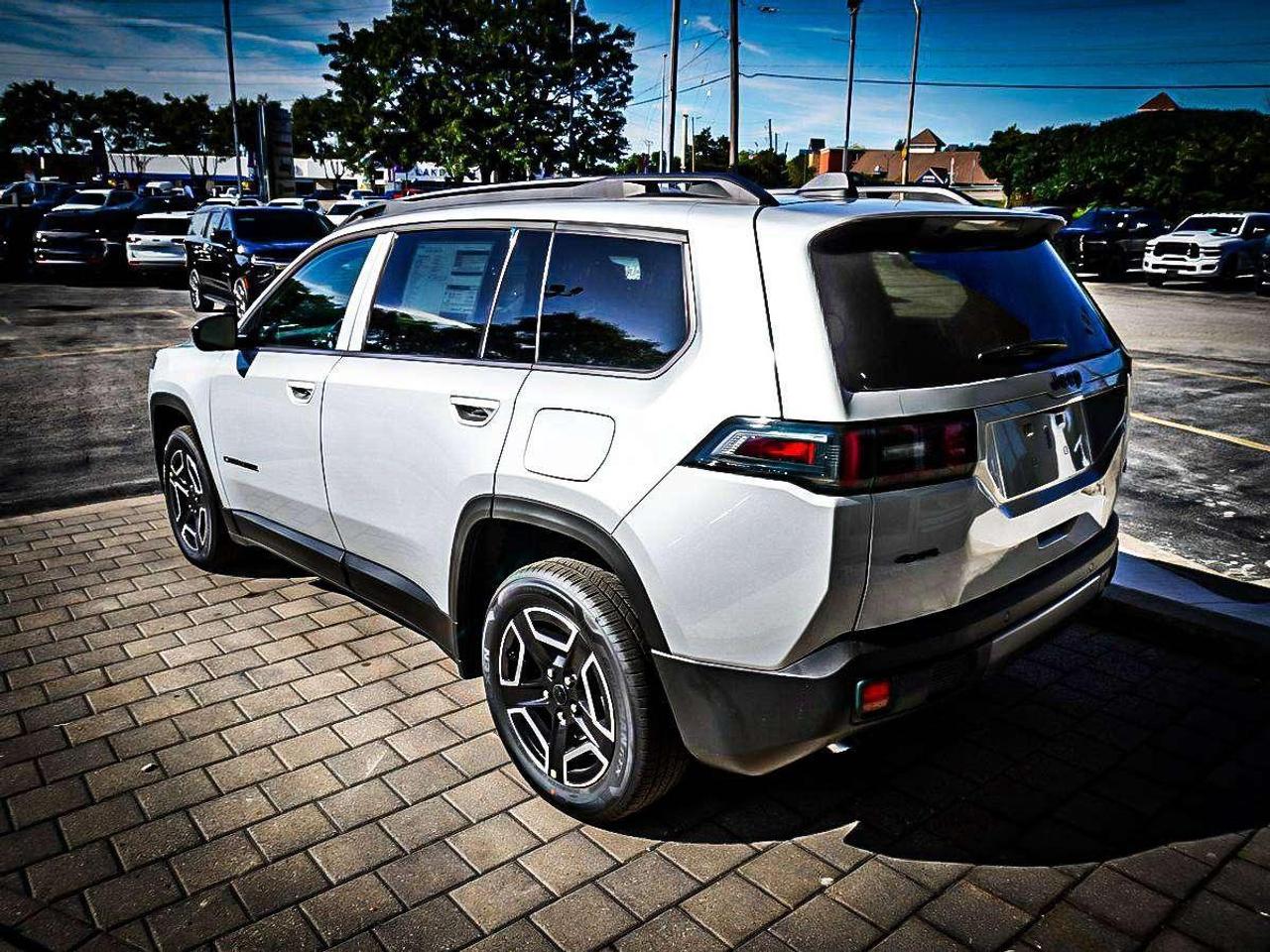 2026 Jeep Cherokee  Photo
