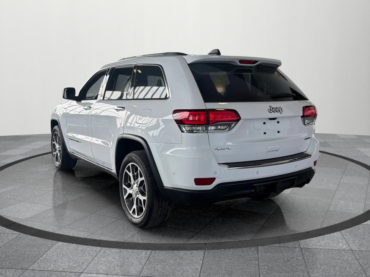 2021 Jeep Grand Cherokee Limited 4dr 4x4 Photo3