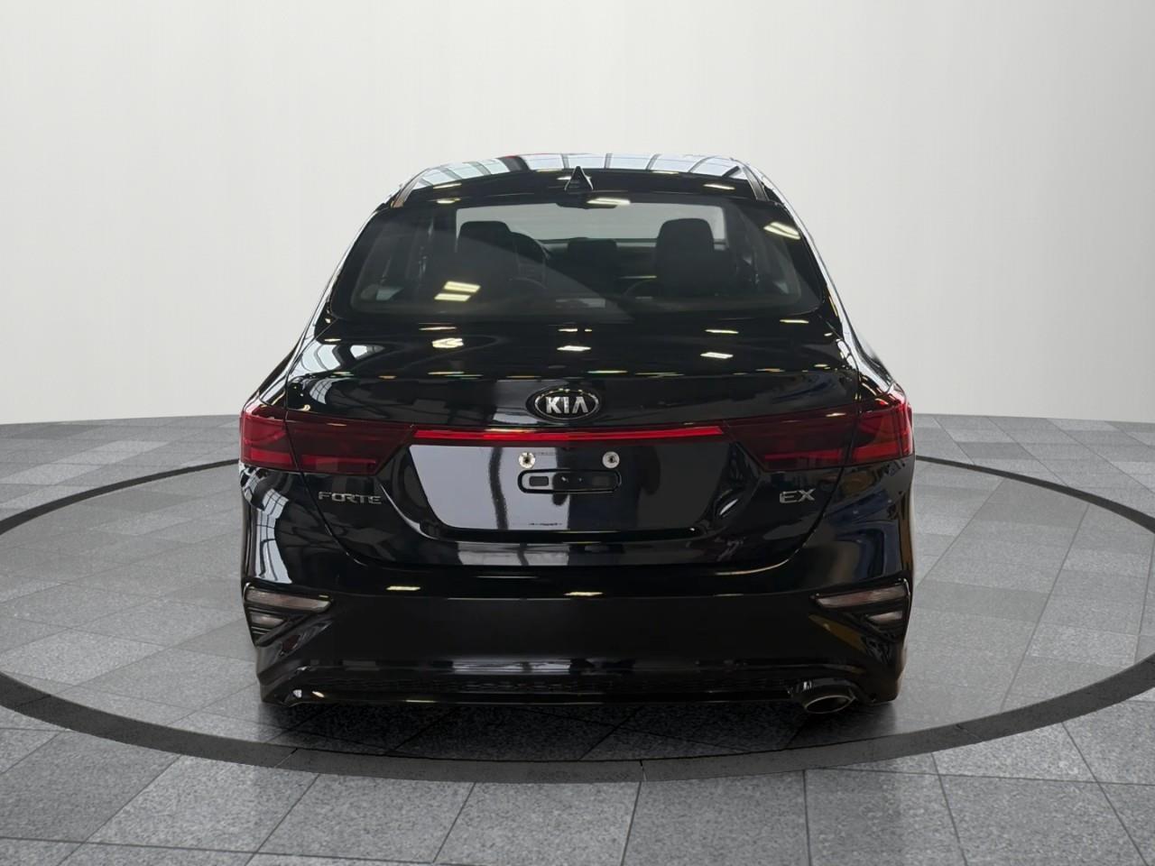 2020 Kia Forte EX 4dr Sedan Photo4