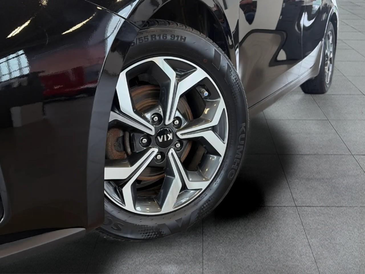 2020 Kia Forte EX 4dr Sedan Photo