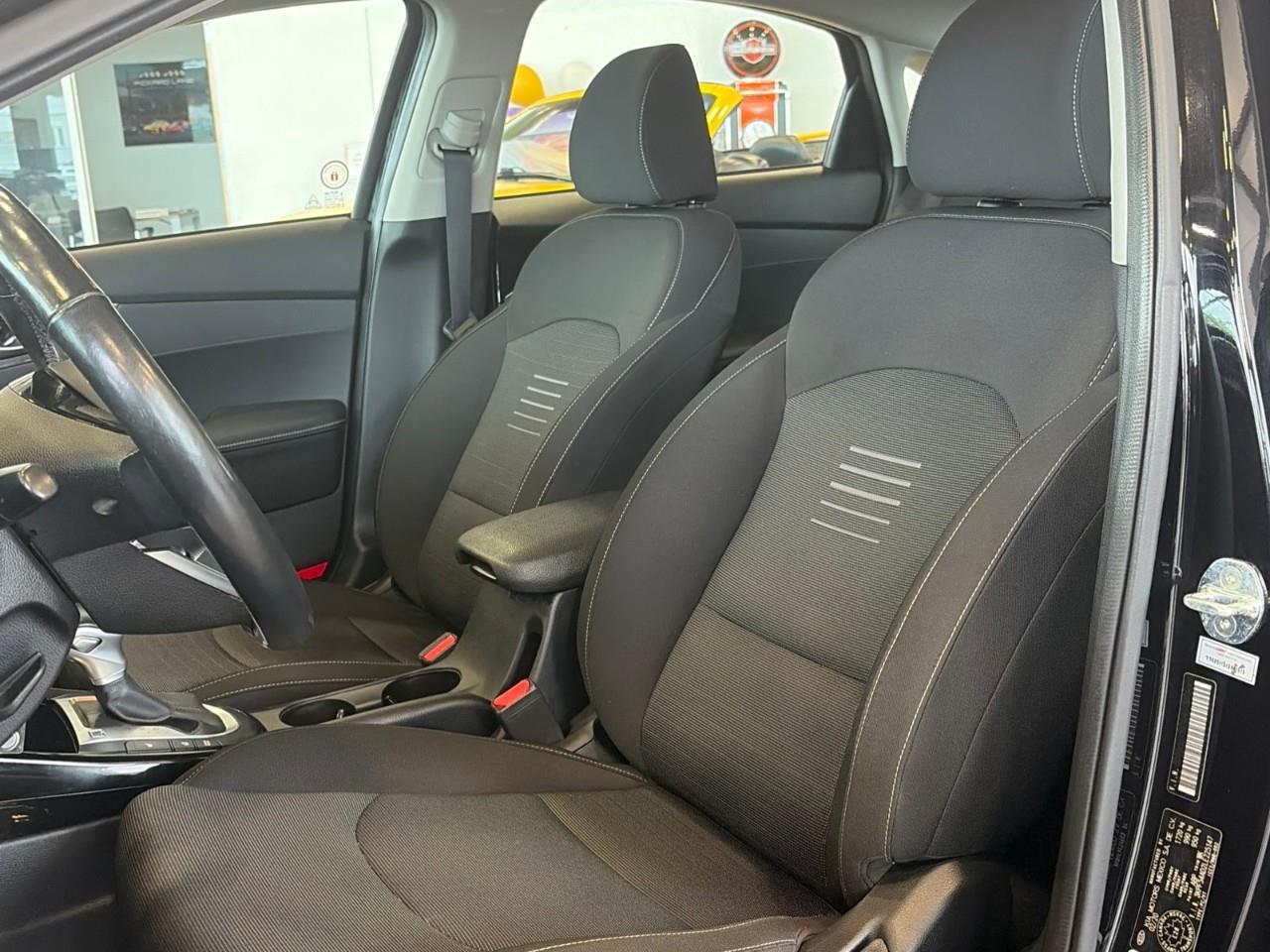 2020 Kia Forte EX 4dr Sedan Photo