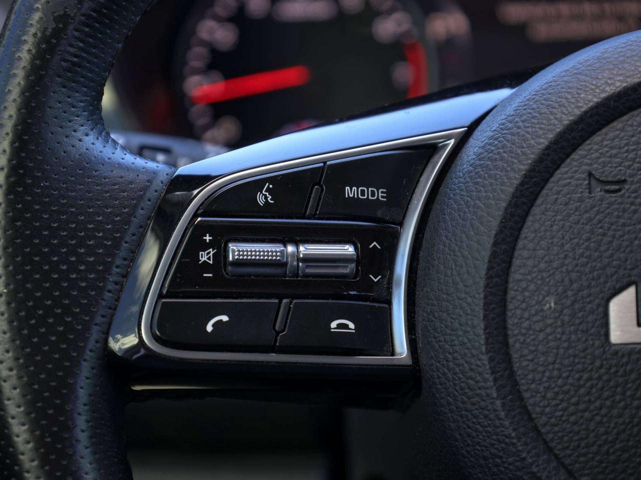 2023 Kia Seltos SX AWD   HUD   Premium Sound   Rain Sensing Wiper Photo