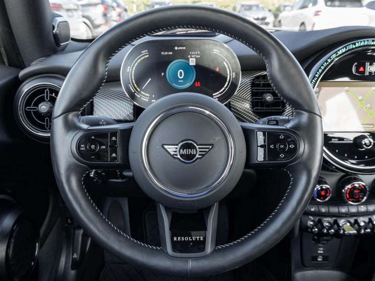2024 MINI SE 3 Door Cooper Front-Wheel Drive Hatchback Photo