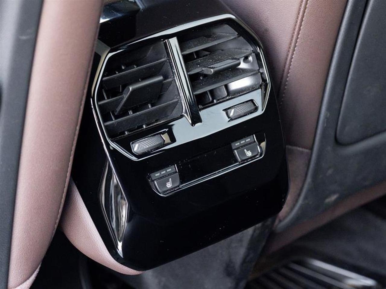 2023 BMW iX xDrive40 4dr All-Wheel Drive Sports Activity Vehicle Photo