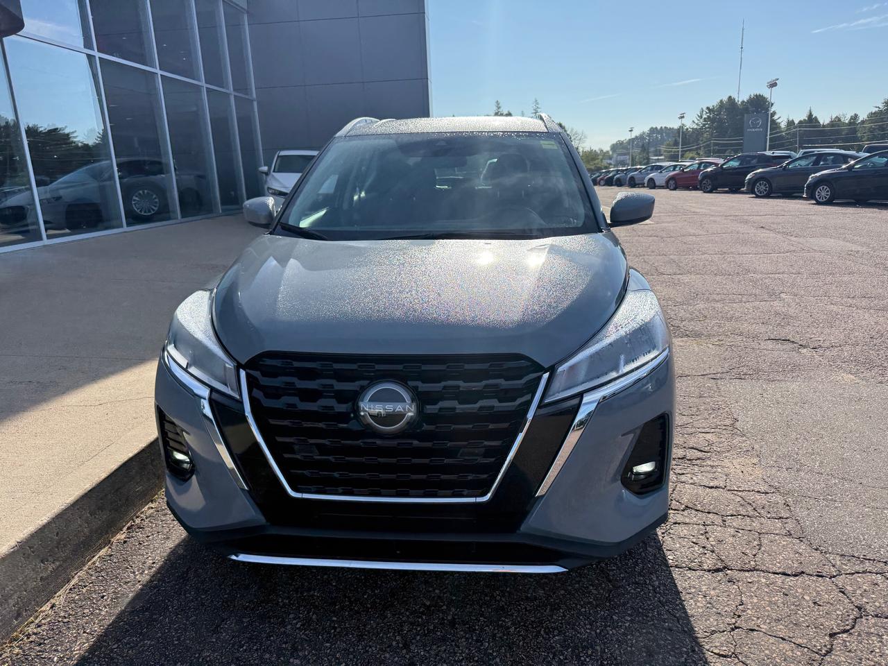 2025 Nissan Kicks Play SV 4dr Front-Wheel Drive Photo